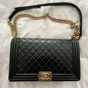 Chanel le boy Medium bag